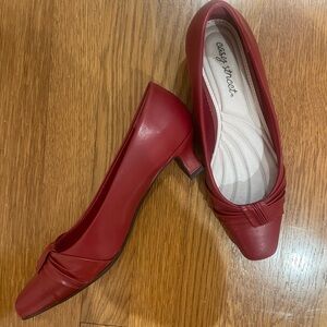 Easy Street Women's Waive Bow Inspired Pumps 7.5W Red Faux Leather $60